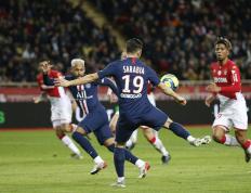 IM体育注册链接-关于巴黎圣日耳曼客胜，稳固法甲领跑地位的信息