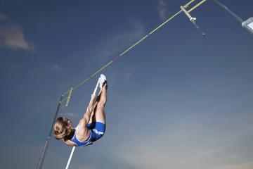 IM体育官网-洪都拉斯节奏掌控巴西，特奥打出生涯之夜的战术启示