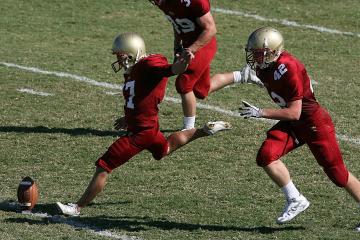 IM体育官方网站-世界排名争夺战之夜，文班亚马的里程碑时刻