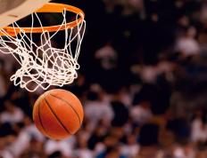 IM体育下载-马刺强行终结凯尔特人，福克斯成为关键先生