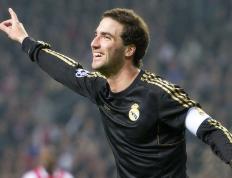 IM体育官网-兹维列夫蒙特卡洛横扫引爆赛场，拉沃尔杯阴影下的王者宣言