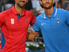 IM体育官网入口-美国网球队绝地反击法国网球队，费德勒关键制胜的简单介绍