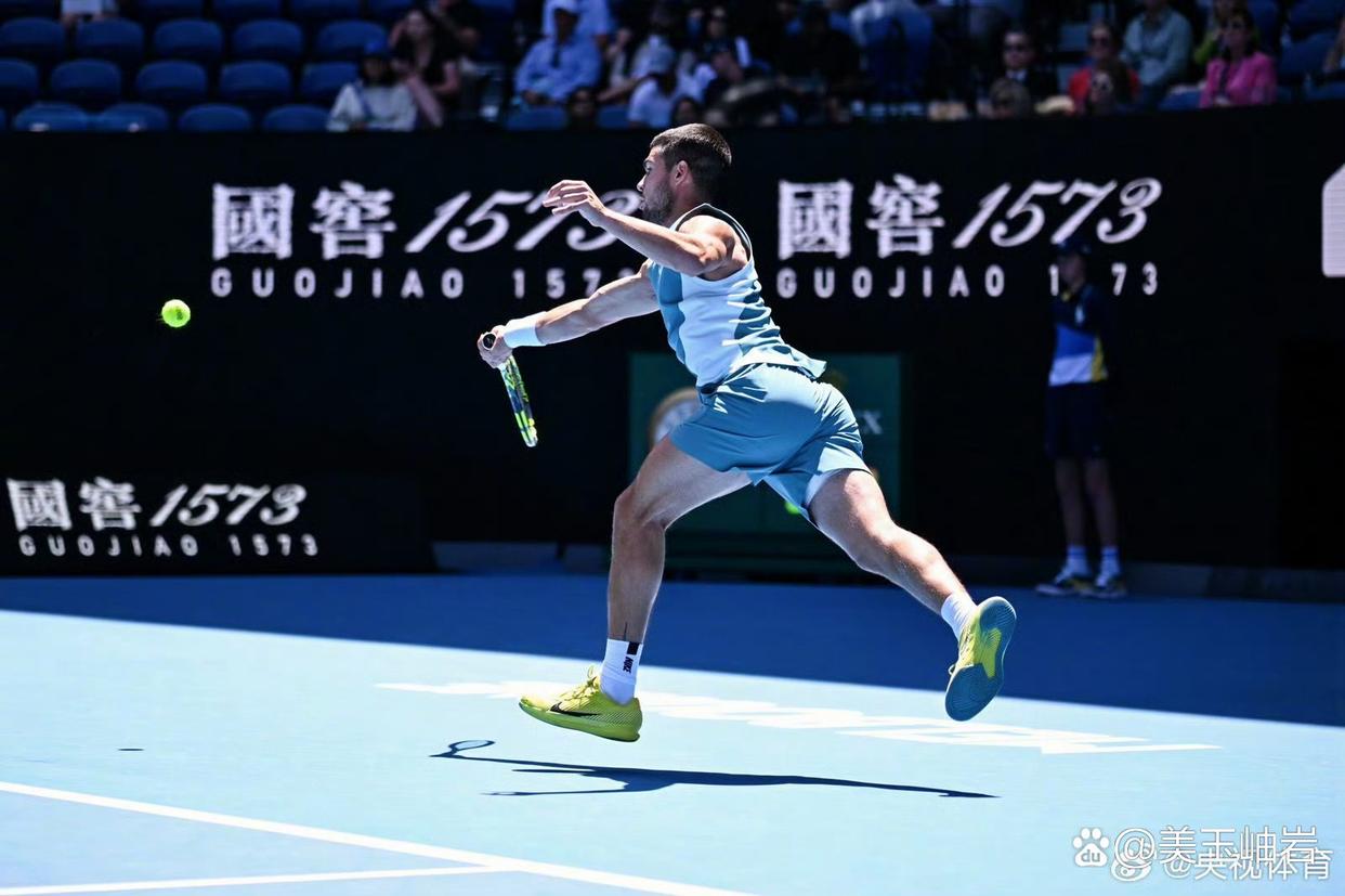 IM体育app-澳大利亚网球队绝杀英国网球队，阿尔卡拉斯关键制胜的简单介绍