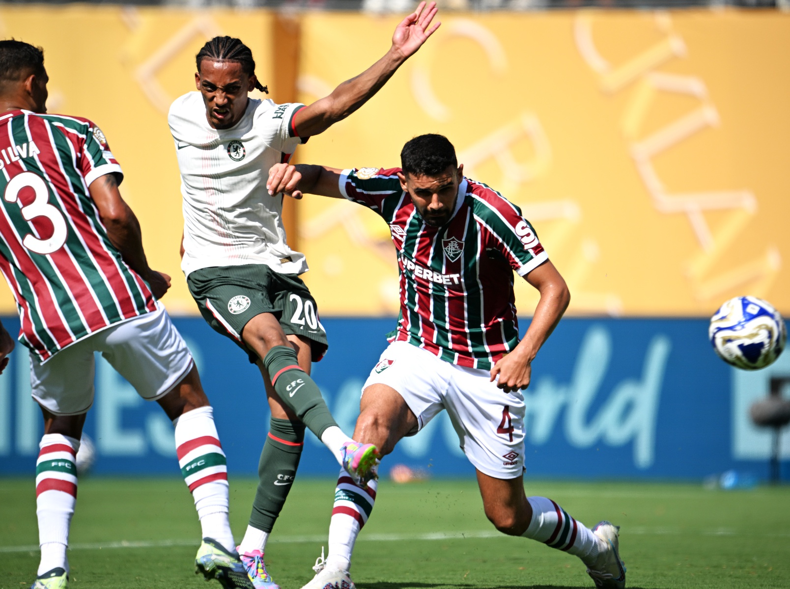 IM体育社区互动入口-马竞遥掉战线，切尔西取得胜利无缘晋级的简单介绍