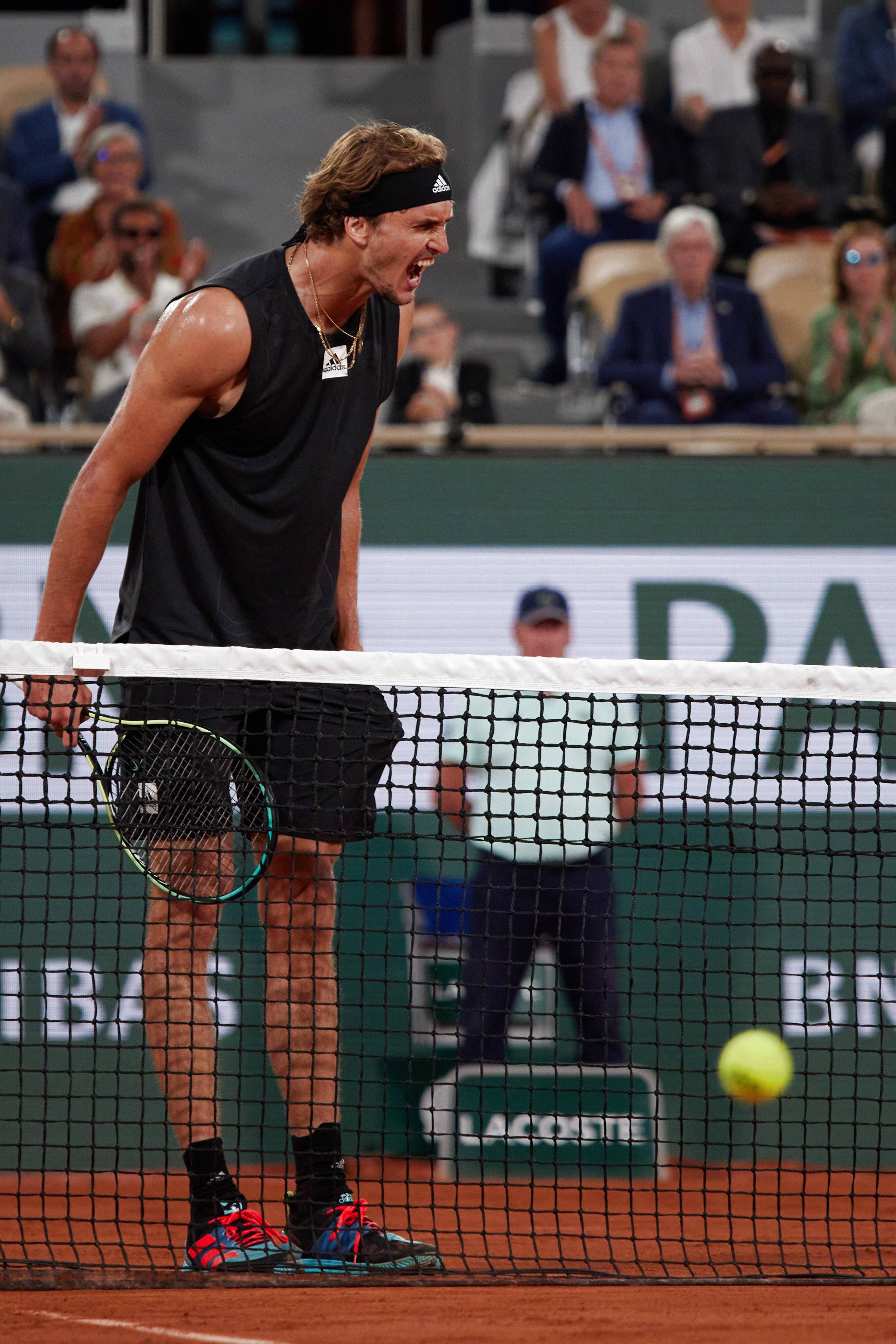 IM体育注册链接-拉沃尔杯碾压法网，兹维列夫点燃赛场