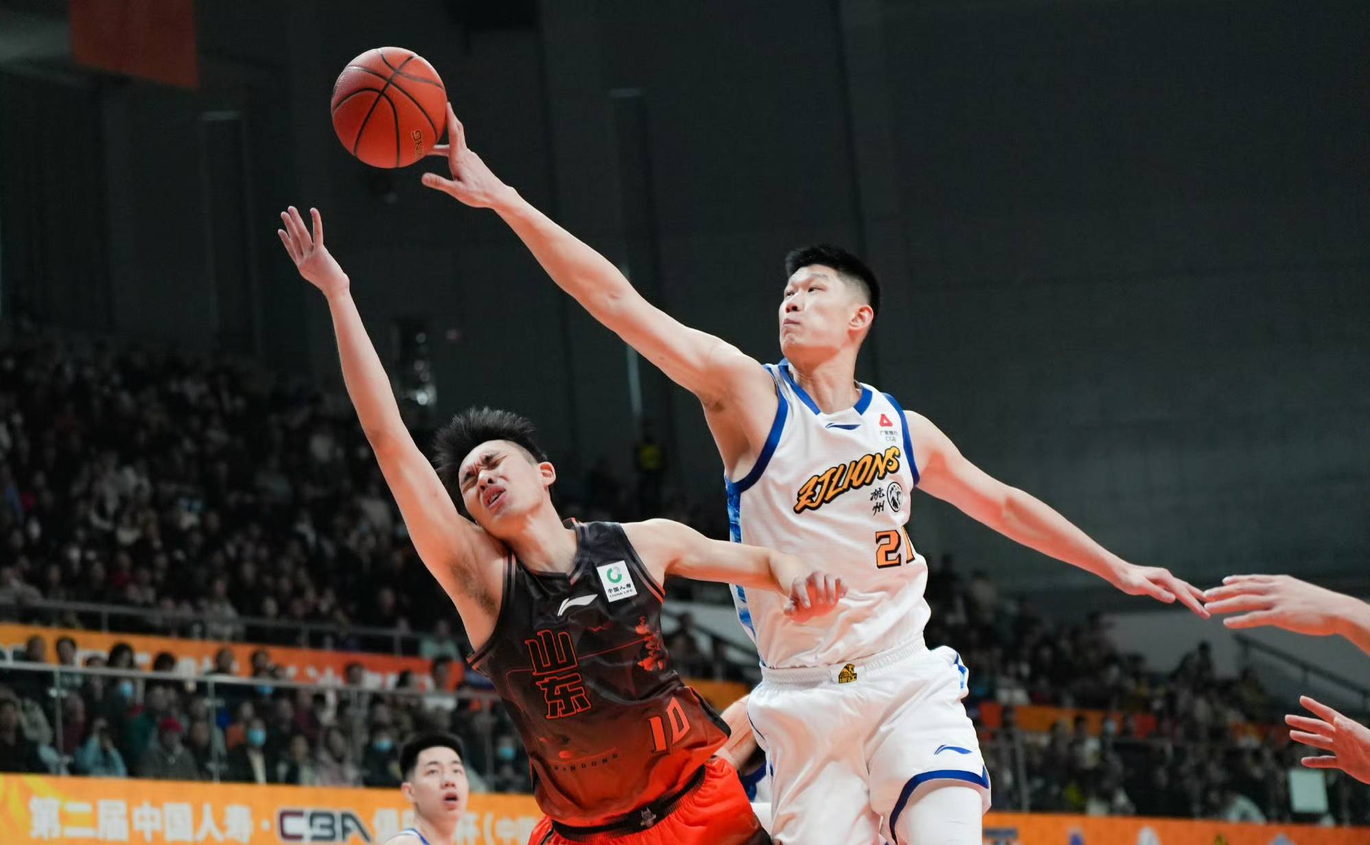 IM体育动画直播通道-包含掘金险胜火箭，胡金秋状态火热的词条