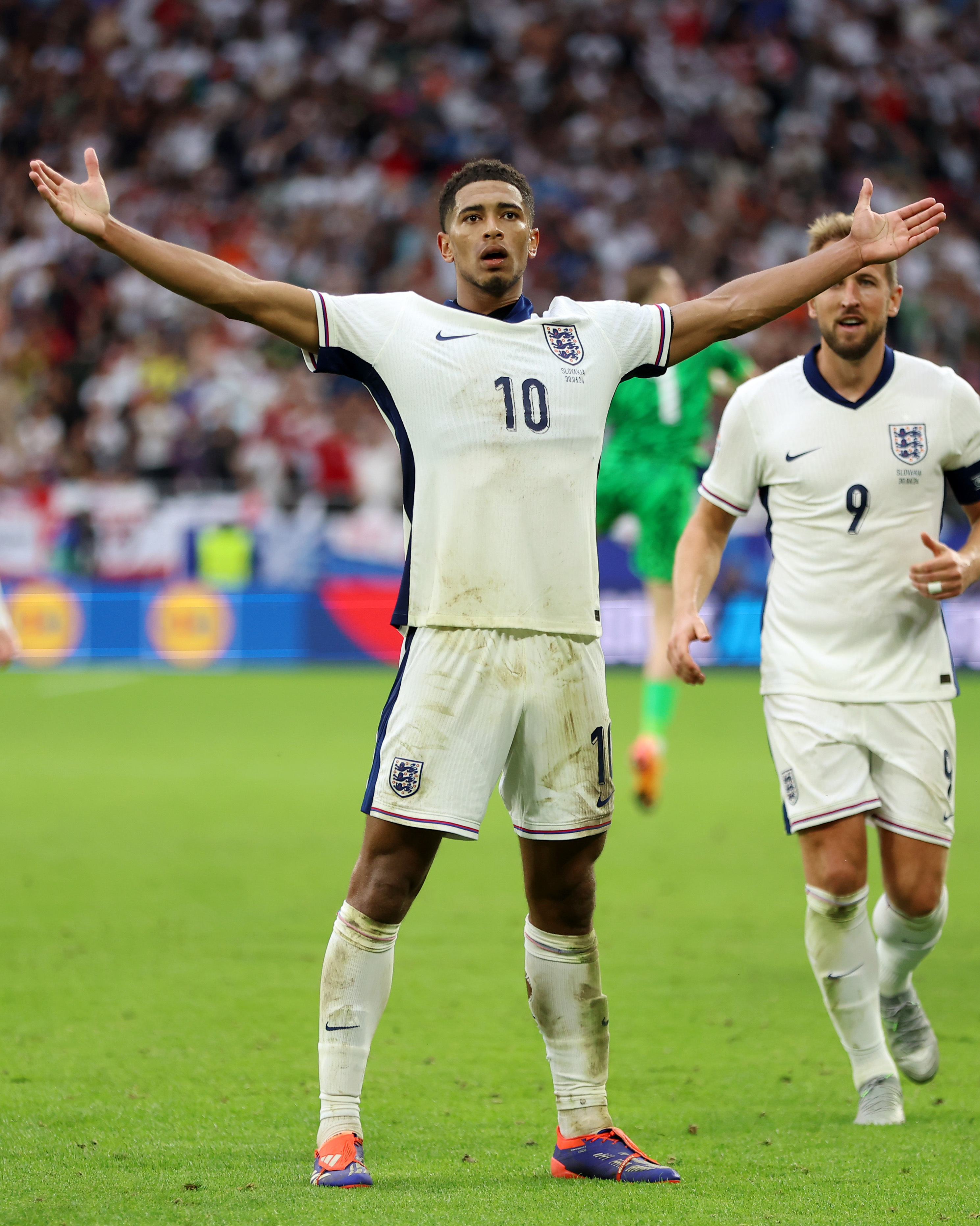 IM体育平台-巴黎逆转AC米兰，贝林厄姆扛起全队的简单介绍