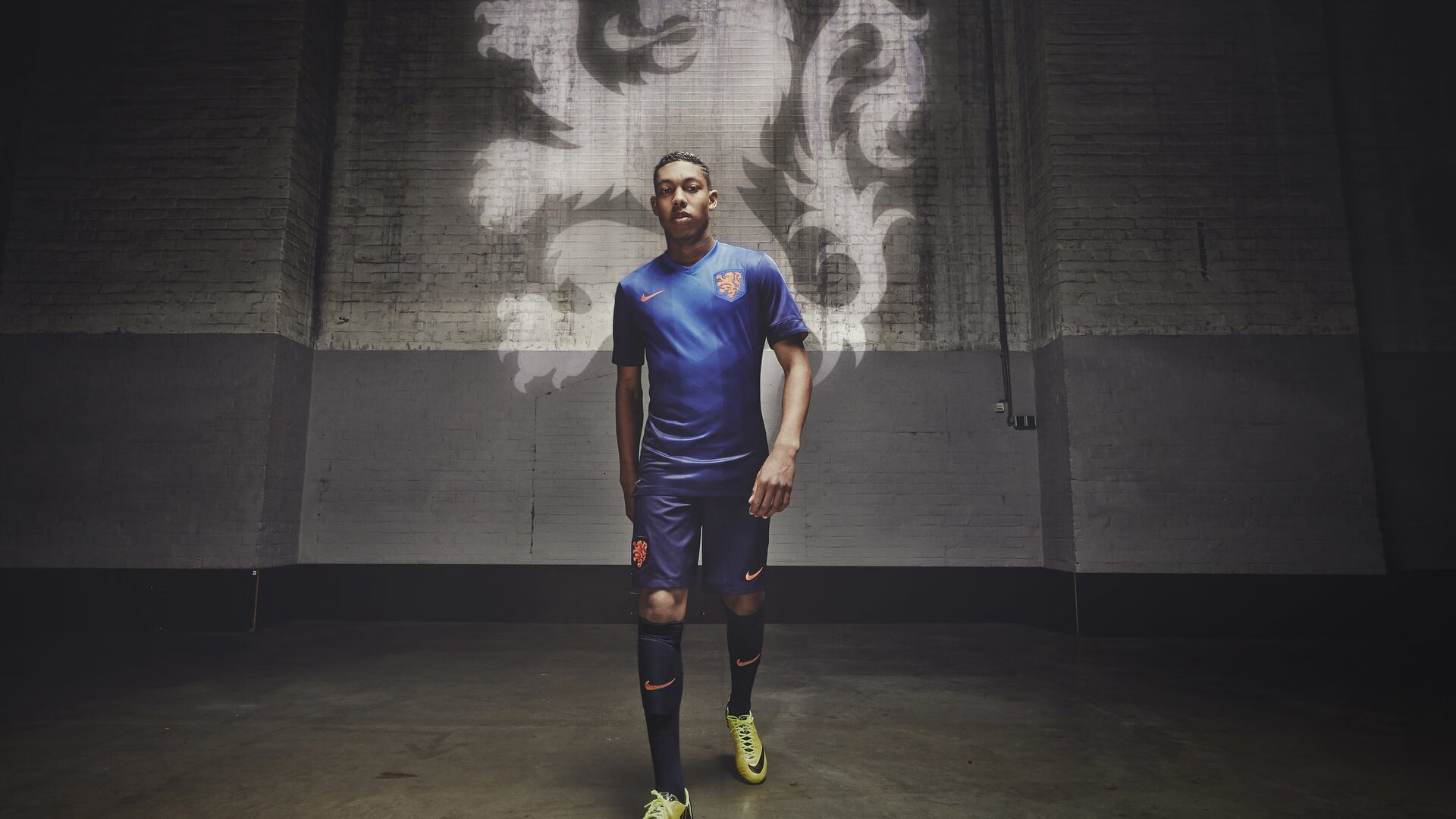 IM体育官网入口-丹麦硬仗取胜爱尔兰，卢卡库成为关键先生