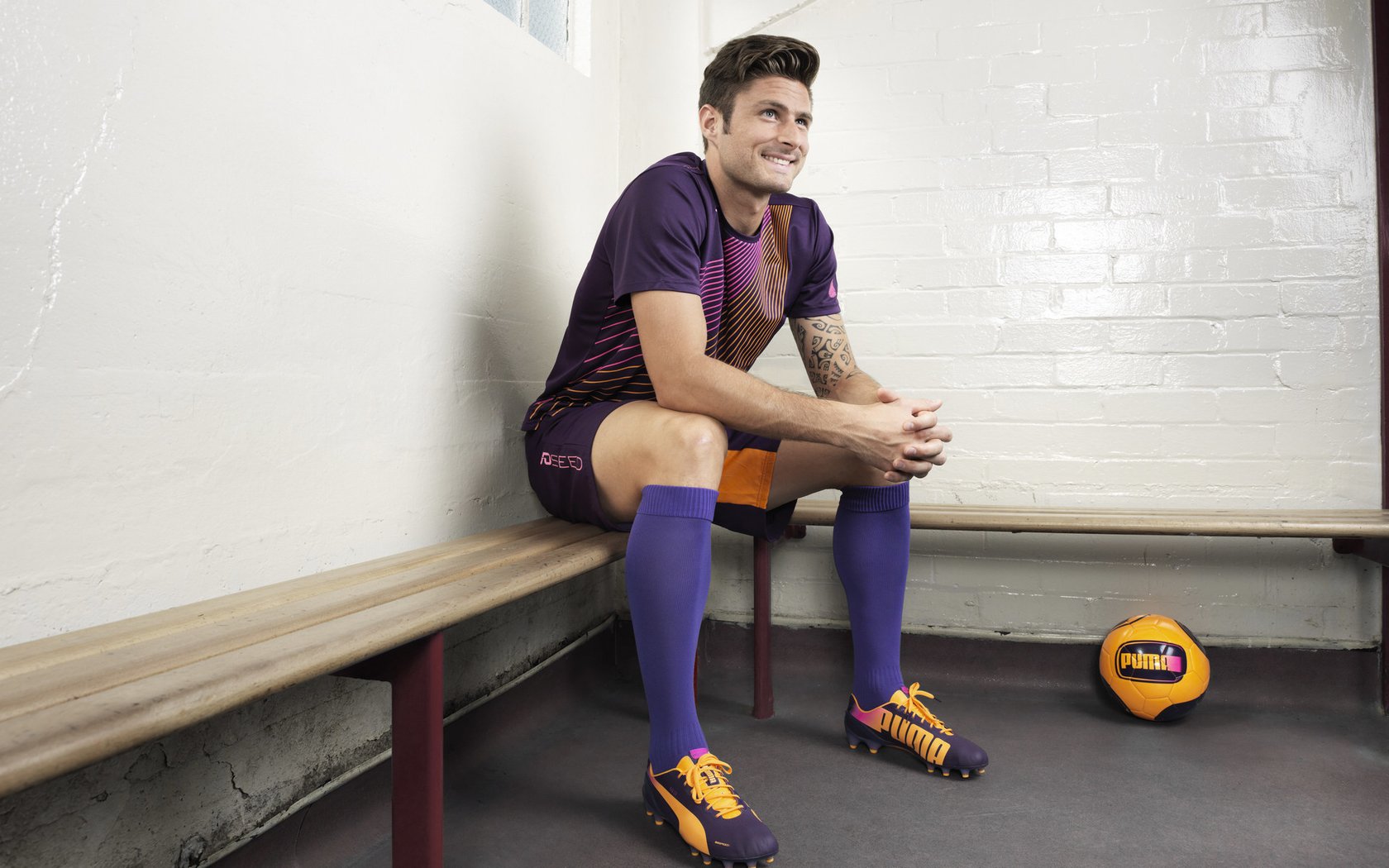 IM体育注册链接-跨越时空的绿茵对话,当西甲德比遇见新西兰逆袭莱比锡红牛